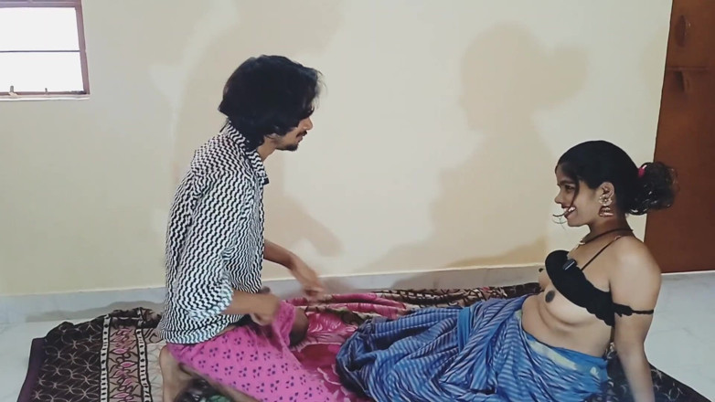Vija: Esposa india engañando con amigos marido video porno