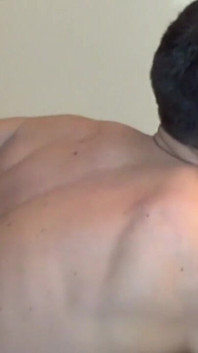 Straight ligger med en kille för första gången