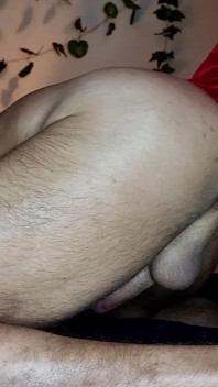 Tambatan pertama dengan dildo strap-on saya untuk Krismas yang baik