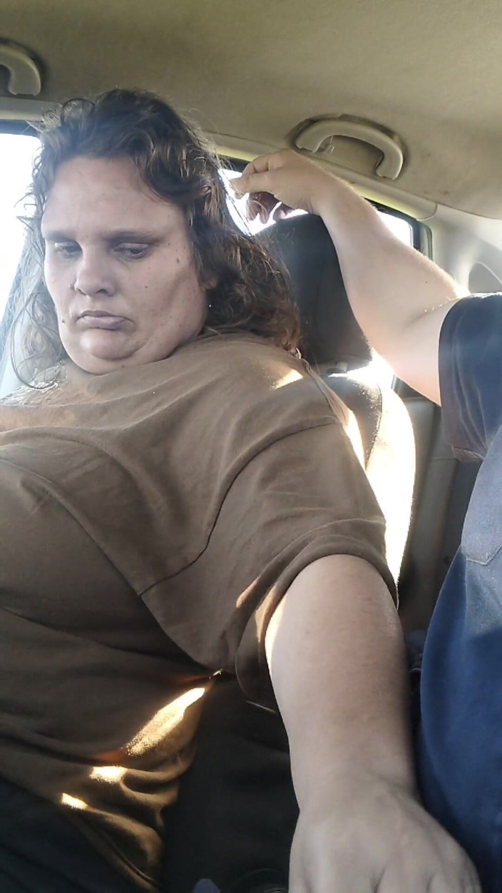 hothouse18xxx: Stacy Gave Jhonny a Kinky Handjob in His Car ( Dirty...