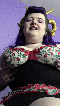 Succubus के सामने आत्मसमर्पण