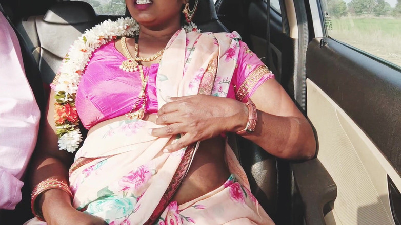 Telugu honey lips: Hedvábná tetička sex v autě, Telugské špinavé řeči, epizoda -1, část - 3, sexy saree Telugská...