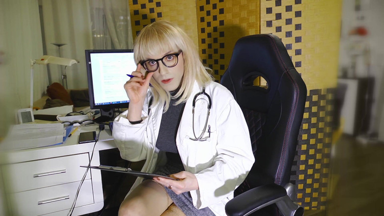 TV_Helena: Tranny Doc Helena와의 상담 시간! 의 당신의 힘을 테스트하자! JOI German