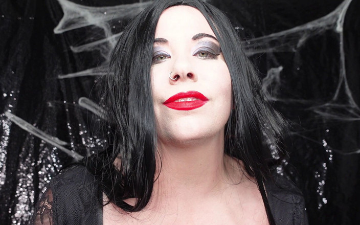 Deanna deadly: Stepmommy Morticia Addams Gives POV a JOI to Her Big...