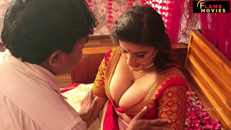 DesiHeat Studio: Misti bala yeni evli evli kadın sert seks desi koca