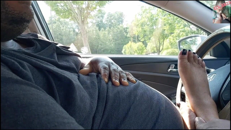 Foot Patrol: Mz Jersey ehrt meinen geburtstag, indem sie ihre fleischige Größe 8,5...