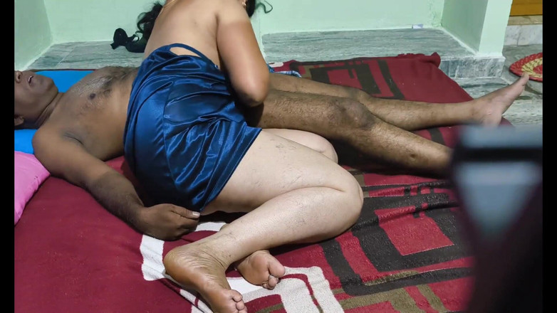 Sexy sindu: Sexy Desi Wife Fucked Hard by Her Husband