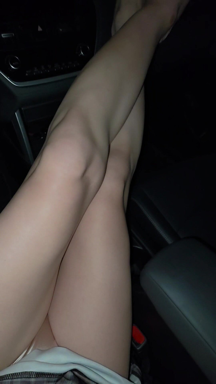 Taiwancdgirl: La pseudo-ragazza Tingxuan si è masturbata in macchina, c'è qualcuno che...