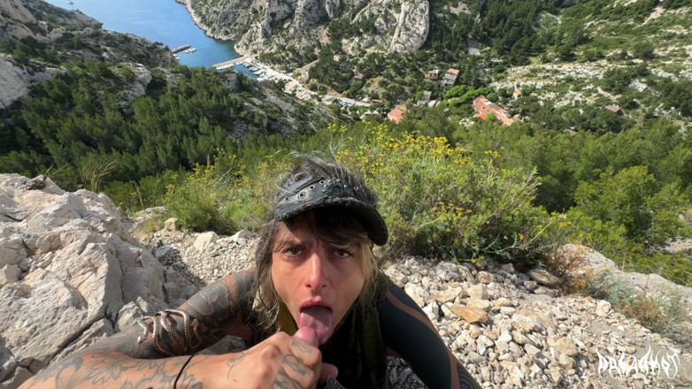 Dread Hot: Between Landscapes and Blowjobs!