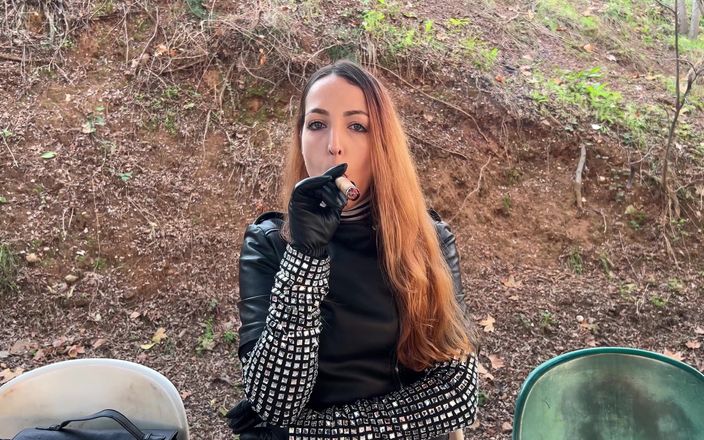 Liz Rainbow: Liz Duha Kouření Arturo Fuente Opus X Fuente Fuente