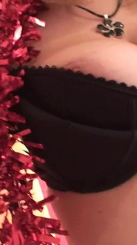 Vedetă porno cu sâni!