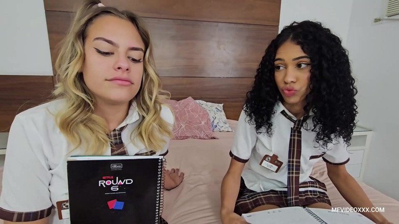 MF Feet: Kaki busuk pelajar di muka