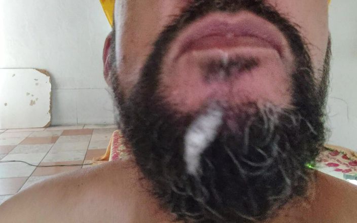 Hairy stink male: Cum Twice at Same Time