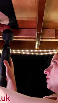 Größter cumshot victoria wird mit sperma gestrichen