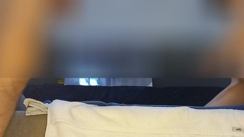 Jollyfuckingoldman: Kocası bölüm 2'yi izlerken evli kadın büyük zenci seks kölesi olarak...