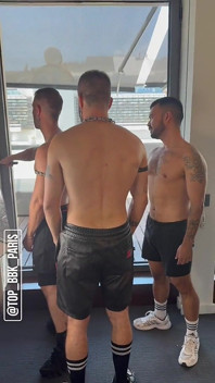 Intercambio En La Parte Inferior: Charlie Ferreira Y Beau Grinsell Se Turnan a La Pareja Inferior Logan Vera Y Brady