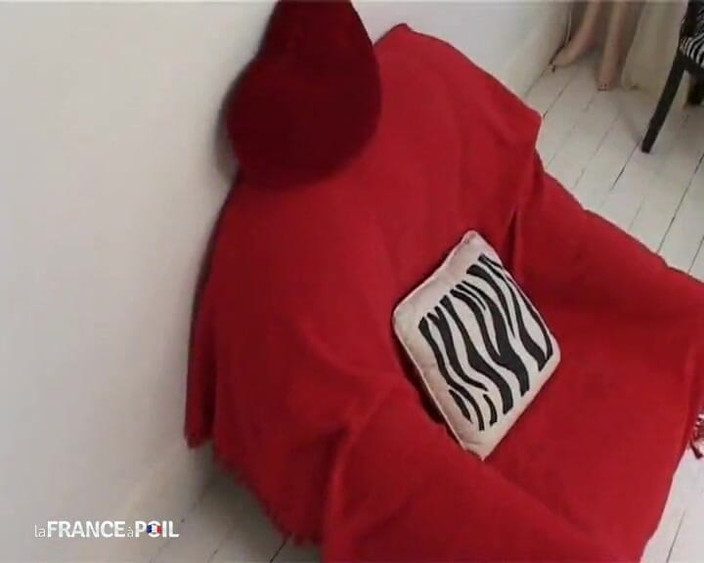 French Family Secrets: 汚い夢を抱く面白いダンサー、おいしい!