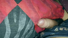 SEXY_GUYBEST: Velký šťavnatý pták proudí a tře se o polštář a brzy...