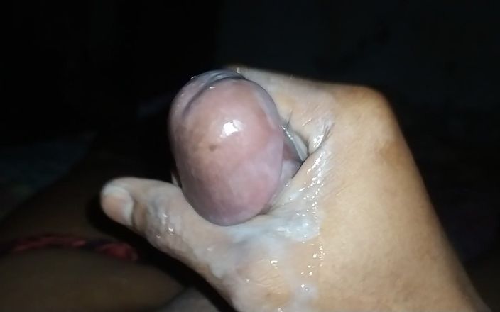 OnLy Masturbation: Ragazzo multiplo sborra
