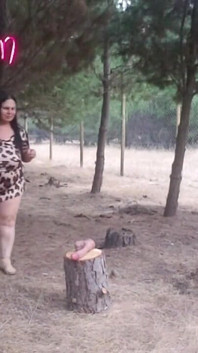 Recoping Woods mama vitregă sexy în aer liber