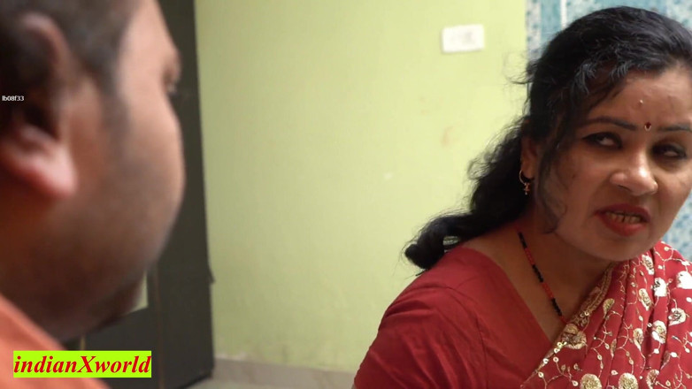 Indian Xshot: 18yrs Old Cheating Wife Viral Sex! Fuck Infront of Husband