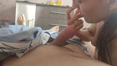 Sasha Green: 義理の妹は私の小さなチンポをしゃぶったりけいれんしたりして、絶頂を待っています