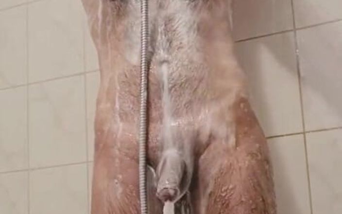 Arab hunk: Spelen met mijn pik onder de douche #5