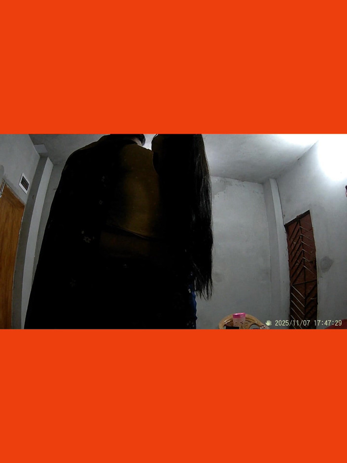 Taniyaxx: Bangla XXX teledysk o piosence w języku hindi