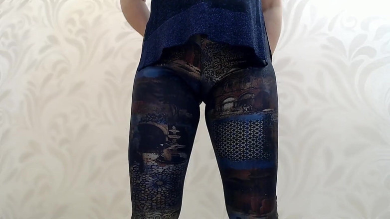 Dream Factory: Camel toe in new leggings
