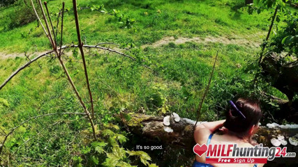 MILF Hunter 24: Охотник за милфами делает ногти Priscilla в парке! (НА АНГЛИЙСКОМ ЯЗЫКЕ)