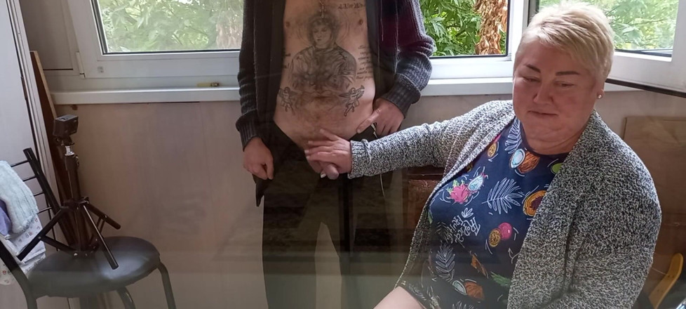 Zona901: Girl jerks off my cock on the balcony