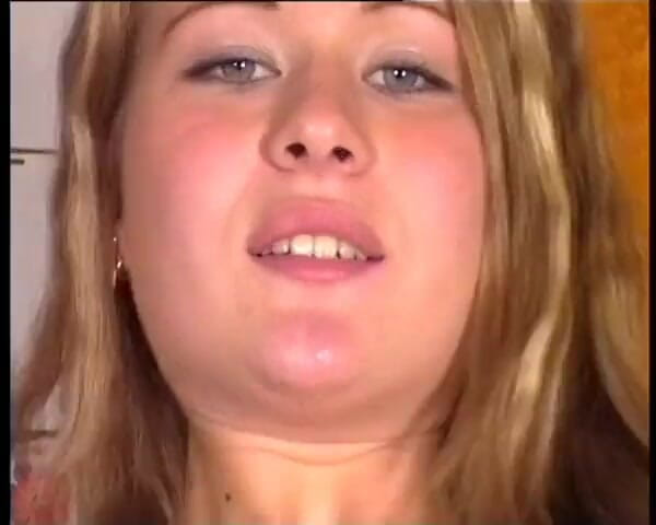 YOUR FIRST PORN: Katja Will Penis Von Dennis - Katja vrea penisul lui Dennis