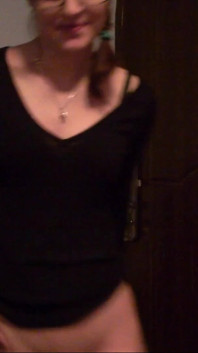 Kinky Teen Pee on the Floor and Talks About How She Feels