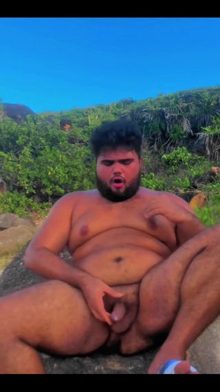 VEN1CIU: Aku muncrat di pantai