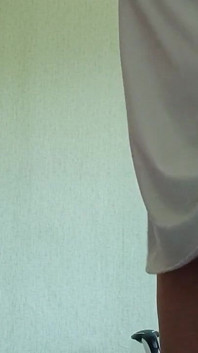 一对真实情侣的激情女同自慰