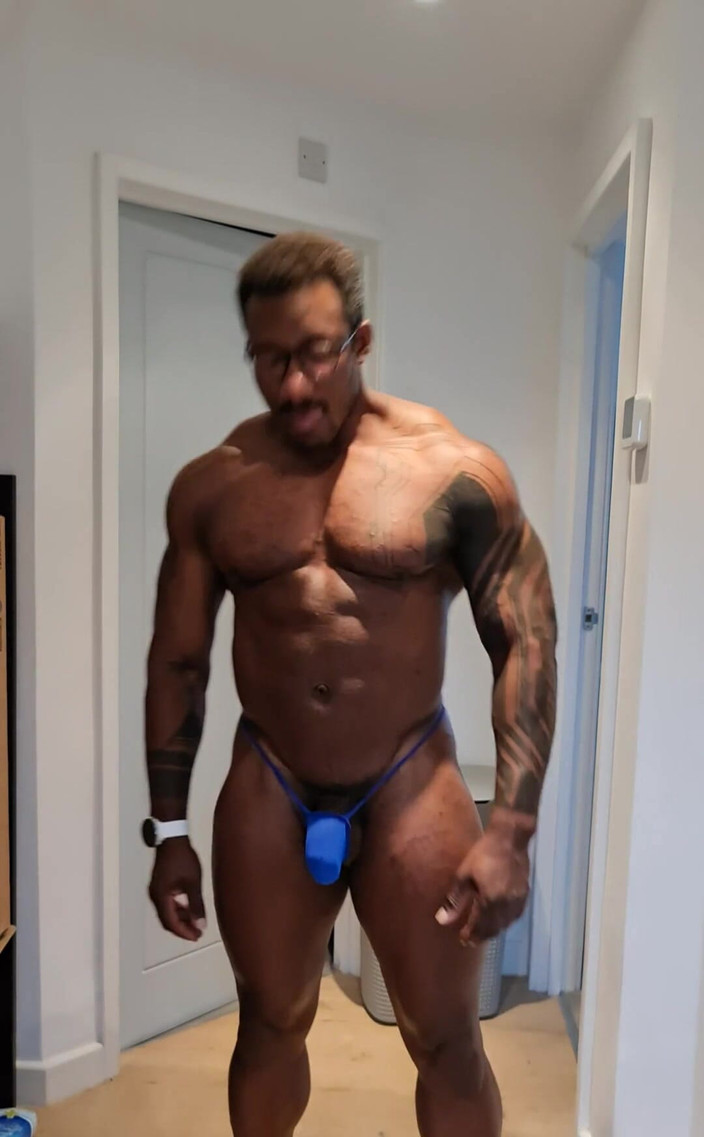 Amadeus: Perkara Pertama Jumaat, Harap Untuk Suka Lelaki Ini.