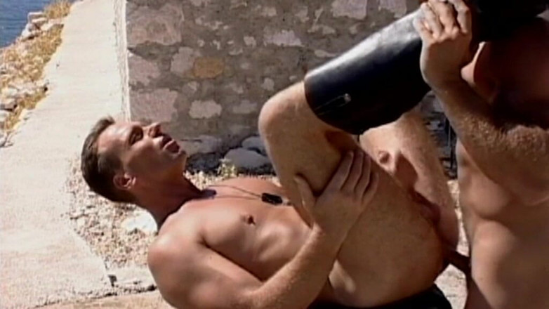 Diamond Pictures (Official): Eu sou um atleta militar dotado e eu sou perfurado...