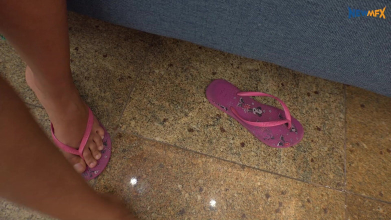 NewMFX Feet: Anxious and Exciting Feet