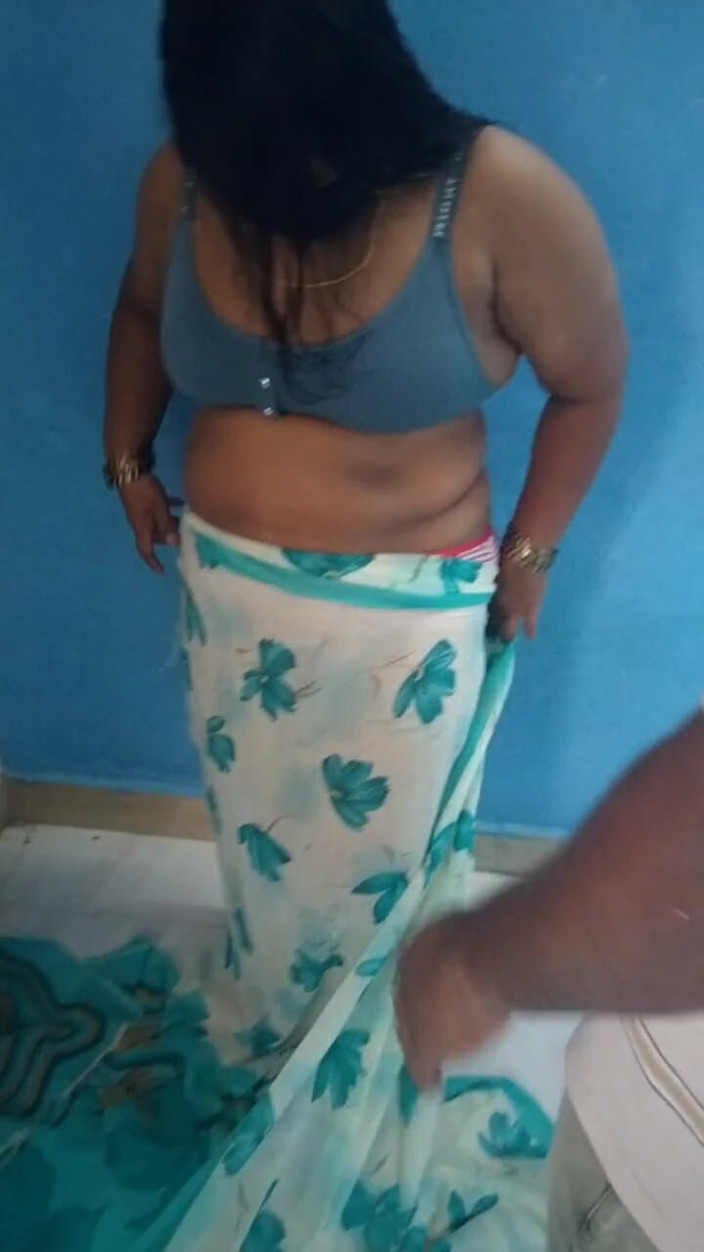 Benita sweety: Mătușă musulmană sex incitant cu un băiat tânăr