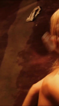 Stacey saran wird wild in dessous und liebt jede Sekunde