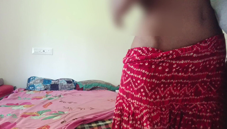 Deepu686: デジ10代の女の子が年上の男性とセックス