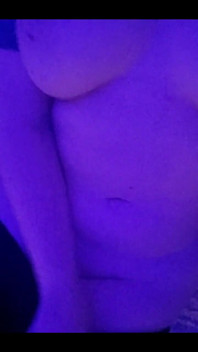 Memek semok ini dientot habis-habisan sampai matanya menerang keenakan