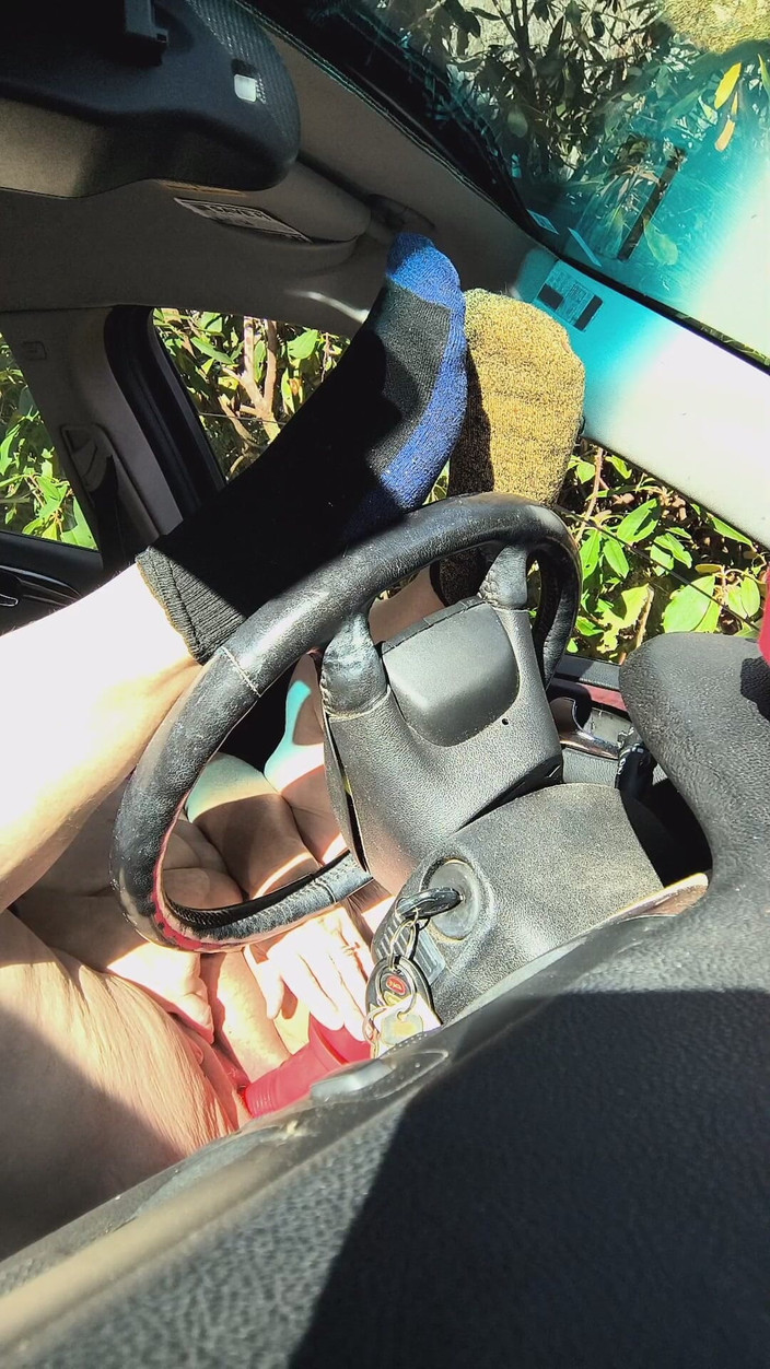 HerculesnVENUS: Sujo provocação enquanto ele está assistindo ela bombeia buceta para...