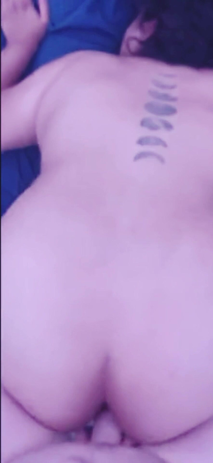 Sandn420: 그녀의 후장 POV 따먹기 후 그녀의 얼굴에 정액