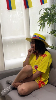 Kawan baik Latina saya sedang menunggu saya tanpa seluar dalam dan mempertaruhkan farajnya yang basah jika pasukannya menang. ISTIMEWA PIALA DUNIA 2026!