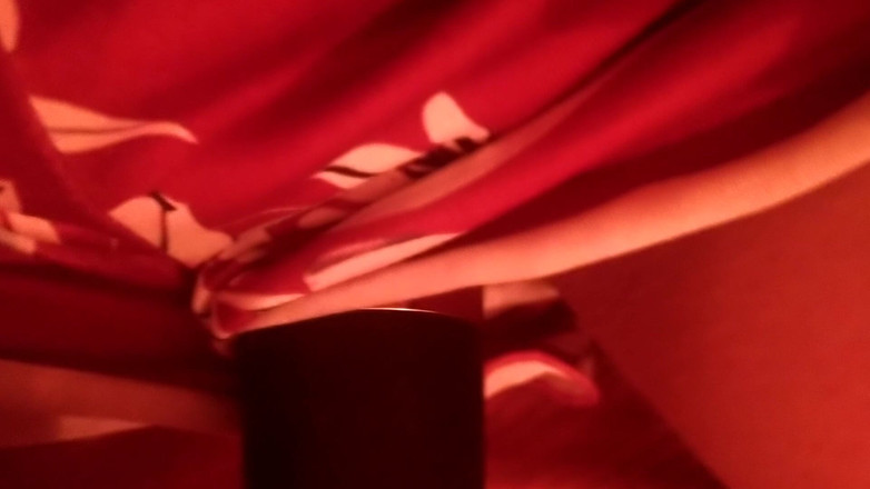 Hott Lilly: Potěšení na gauči