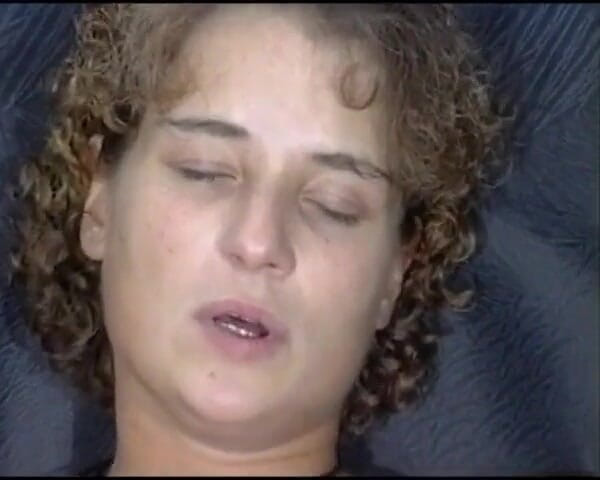 German's Lesbian: Kijk hoe deze schattige Duitse dame speelt met haar lesbische...