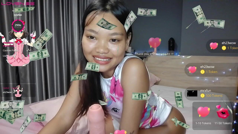 Cupcake: Užijte si můj živý stream masturbace