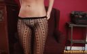 Pantyhose me porn videos: Amy in sexy ontwerperspanty pronkt met poesje voor mij