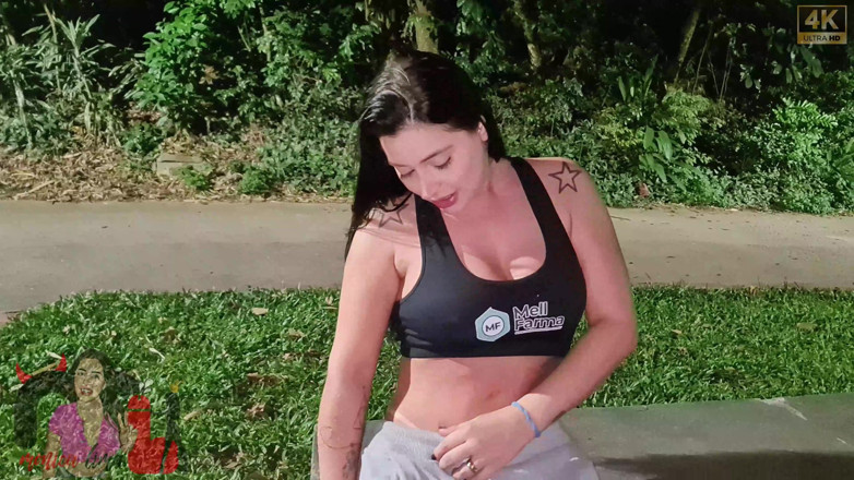 Monica Lima: Am făcut sex cu un străin în parc, fără prezervativ.